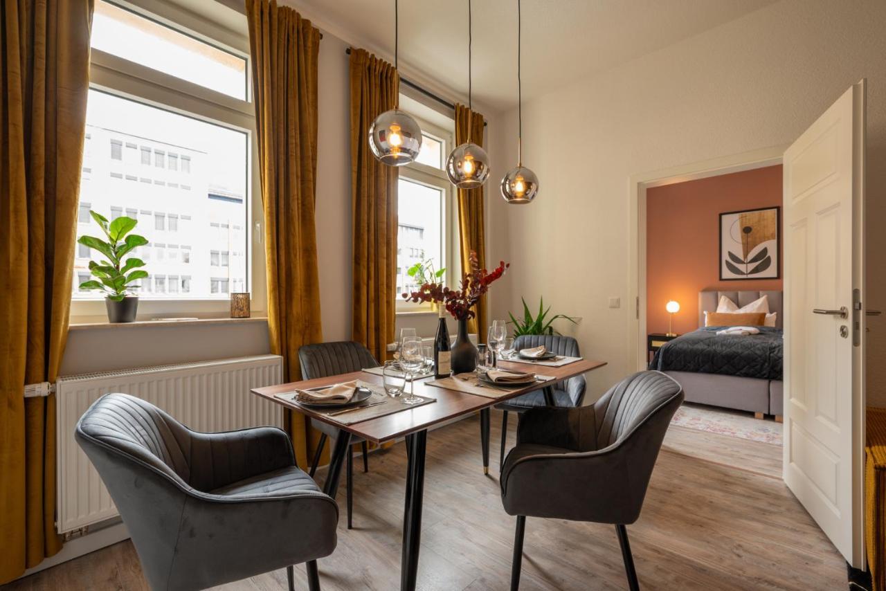 Maremar - Design Apartment - Luxus Boxspringbett - Zentral - Kueche - Arbeitsplatz - Highspeed Wlan Гера Екстериор снимка