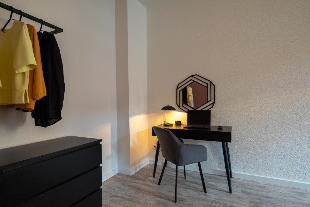 Maremar - Design Apartment - Luxus Boxspringbett - Zentral - Kueche - Arbeitsplatz - Highspeed Wlan Гера Екстериор снимка