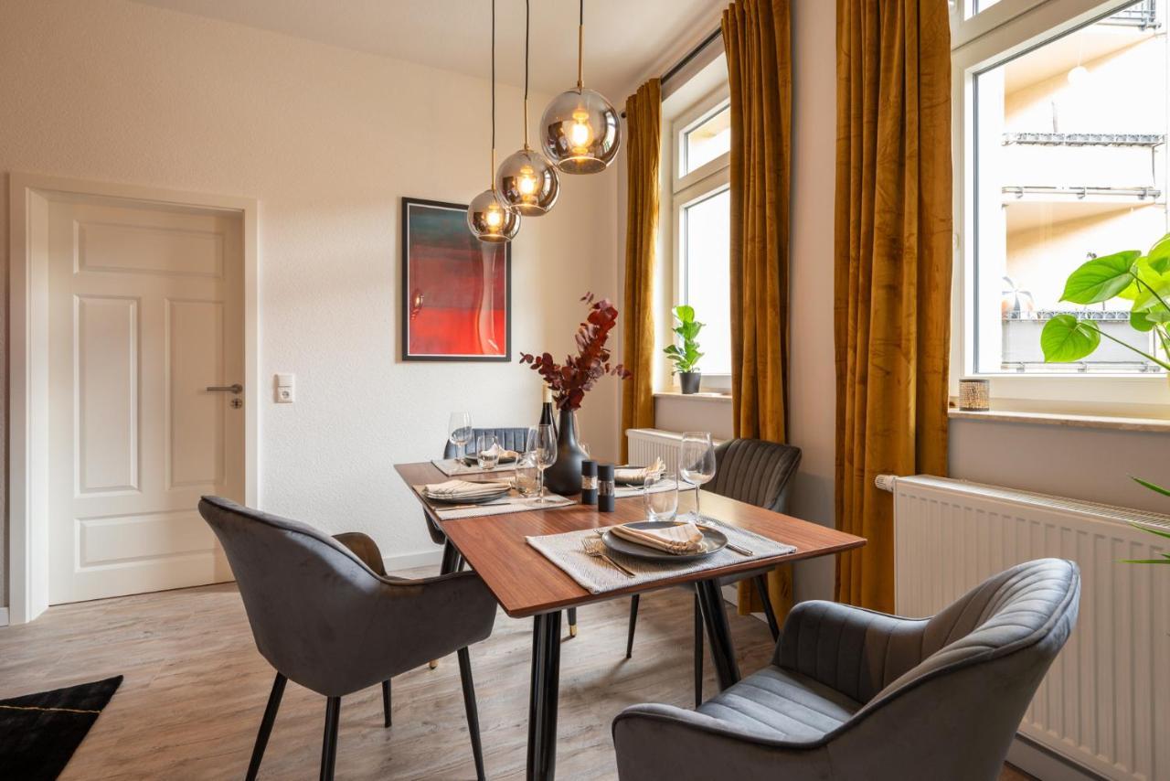 Maremar - Design Apartment - Luxus Boxspringbett - Zentral - Kueche - Arbeitsplatz - Highspeed Wlan Гера Екстериор снимка